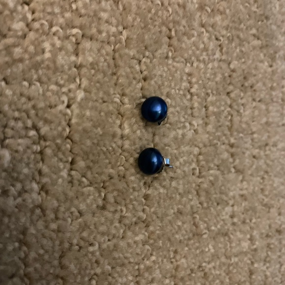 Honors Four  Piece Set - Picture 2 of 4